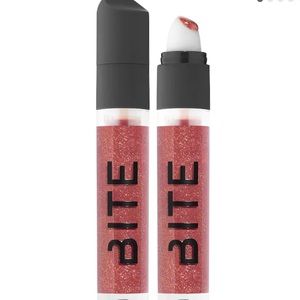 BITE Beauty YAYSAYER Plumping Lip Gloss